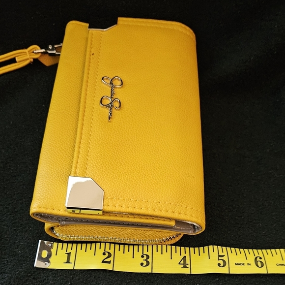 Jessica Simpson Gold Wristlet/Wallet - Picture 7 of 7